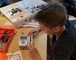 Sommerferien Linz: Mission to Mars mit LEGO Mindstorms